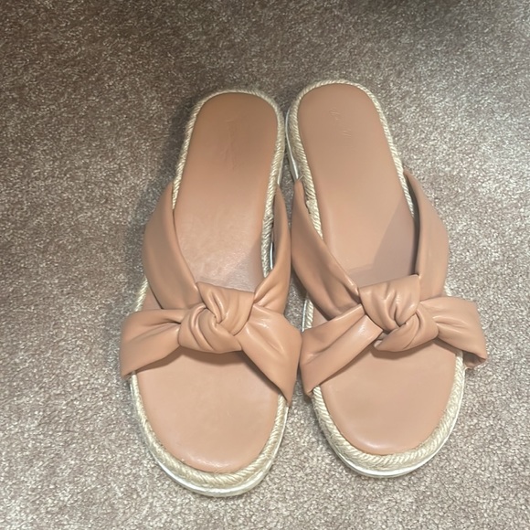 University Treads Nude Sandals - Picture 6 of 6